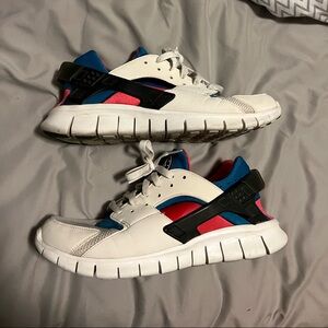 Nike hurache low mens 10 pink blue good condition
